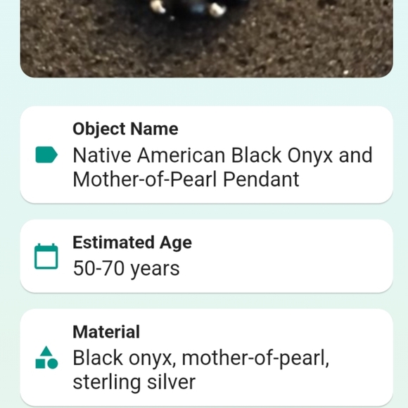 Vintage Black Onyx and Mother Of Pearl Sterling Silver Pendant 1950-1970 - Picture 2 of 3